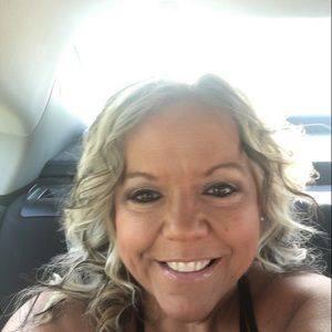 Meet your Posher, Dana